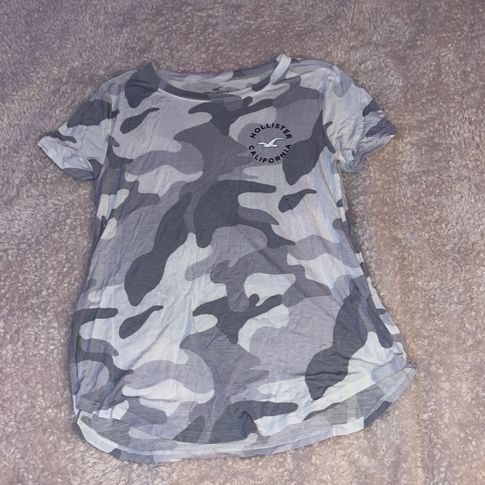 Hollister Grey/ White Army Pattern T-Shirt